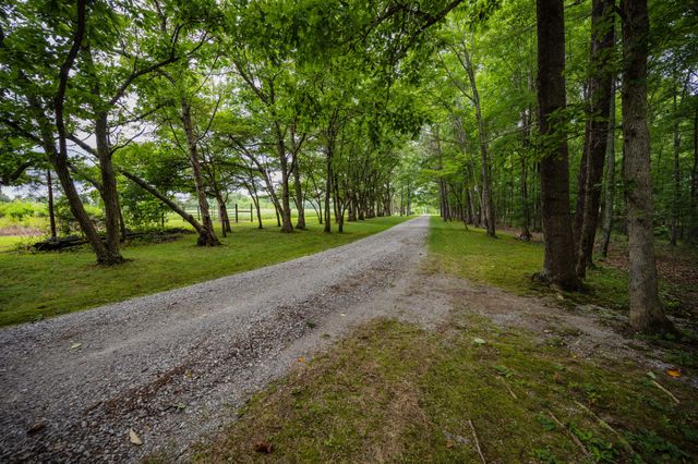 3659 Pea Ridge Rd, Liberty, TN 37095