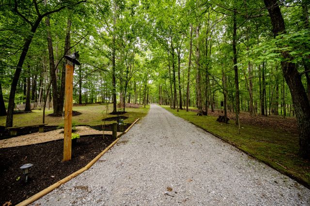 3659 Pea Ridge Rd, Liberty, TN 37095