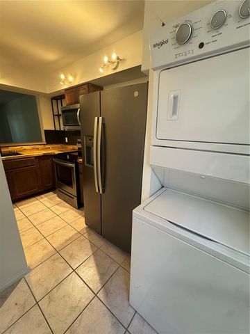 2900 S SEMORAN BOULEVARD 1, Orlando, FL 32822