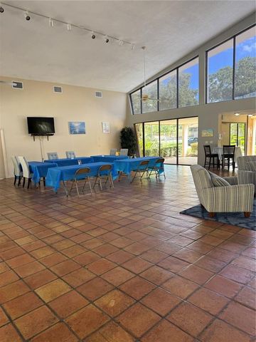 2900 S SEMORAN BOULEVARD 1, Orlando, FL 32822