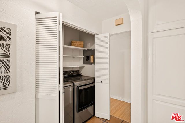 2321 Manning Avenue, Los Angeles, CA 90064