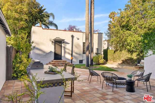2321 Manning Avenue, Los Angeles, CA 90064