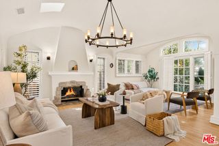 2321 Manning Avenue, Los Angeles, CA 90064