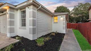 8942 Gill, San Antonio, TX 78254