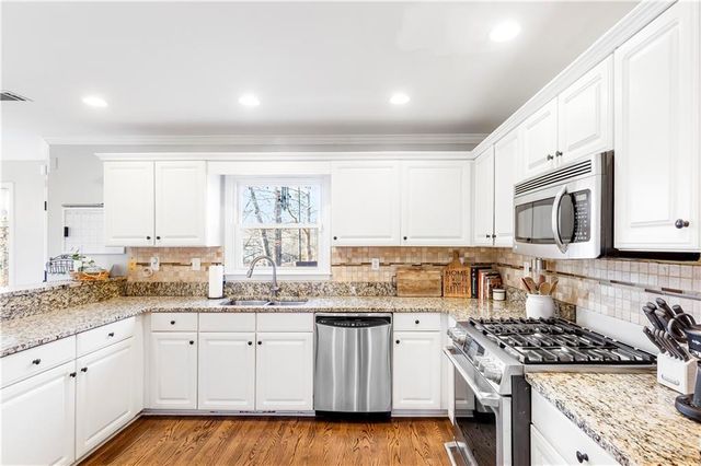 3535 Fairgreen Court, Douglasville, GA 30135