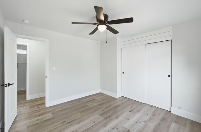 415 N Akers Street 47, Visalia, CA 93291