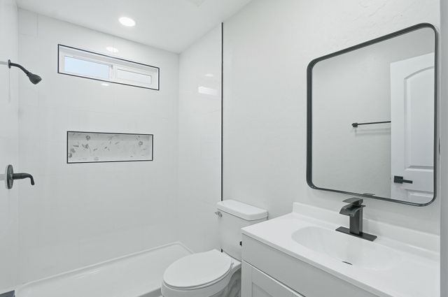 415 N Akers Street 47, Visalia, CA 93291