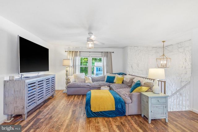 1537 PRINCESS ANNE DR, Lancaster, PA 17601