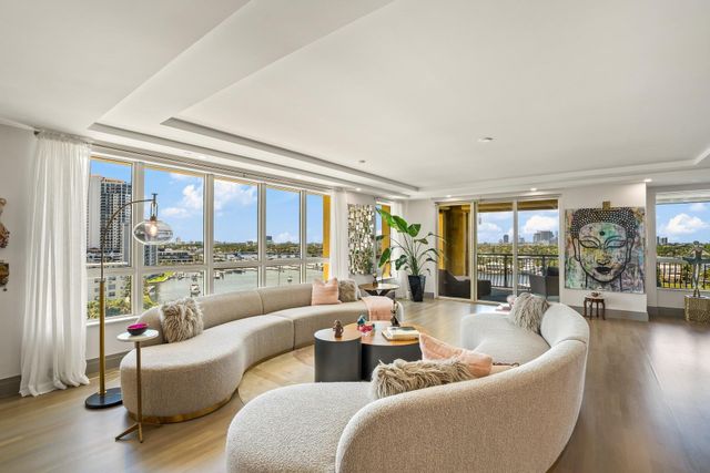 209 N Birch Road 1002, Fort Lauderdale, FL 33304