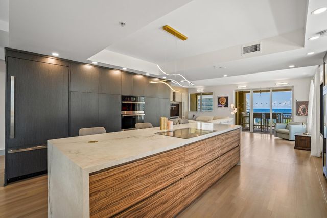 209 N Birch Road 1002, Fort Lauderdale, FL 33304