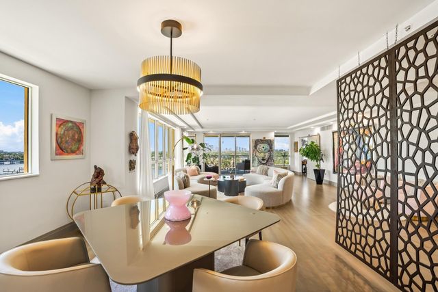 209 N Birch Road 1002, Fort Lauderdale, FL 33304