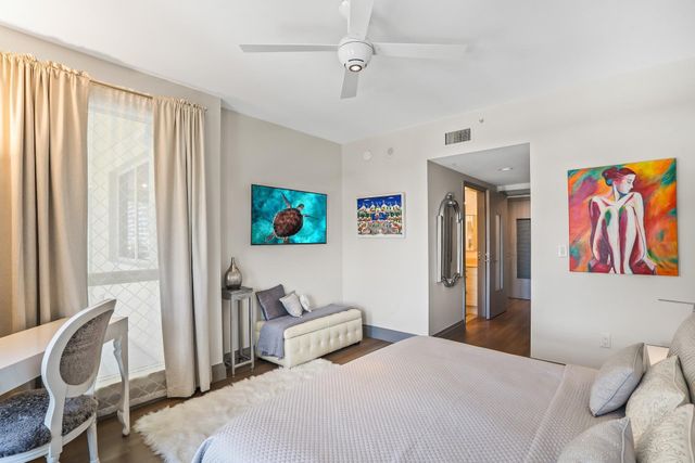 209 N Birch Road 1002, Fort Lauderdale, FL 33304