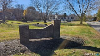 127 Black Point Road APT 7, East Lyme, CT 06357