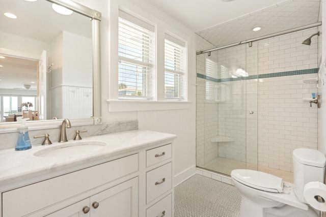 603 E Arctic Avenue, Folly Beach, SC 29439