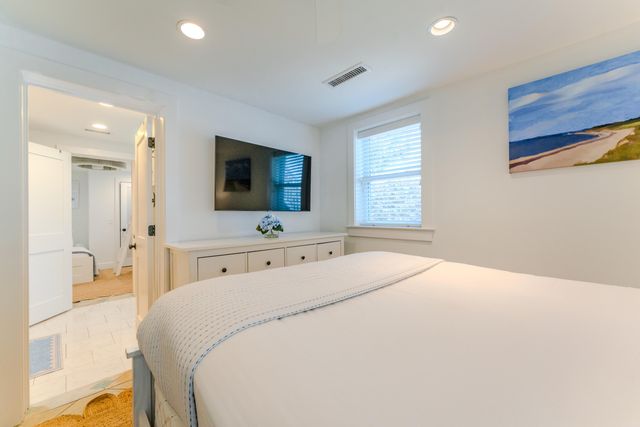 603 E Arctic Avenue, Folly Beach, SC 29439