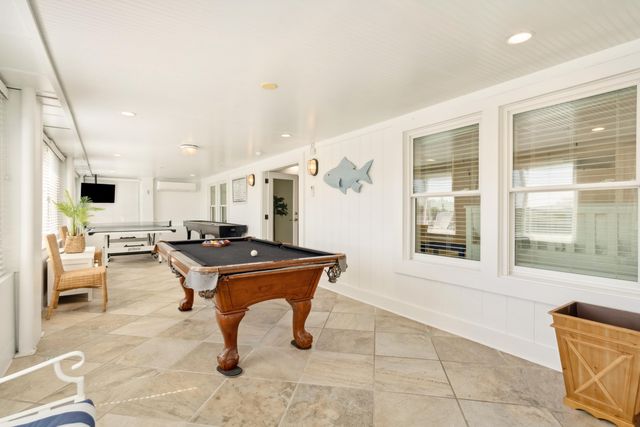 603 E Arctic Avenue, Folly Beach, SC 29439