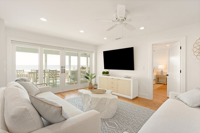 603 E Arctic Avenue, Folly Beach, SC 29439