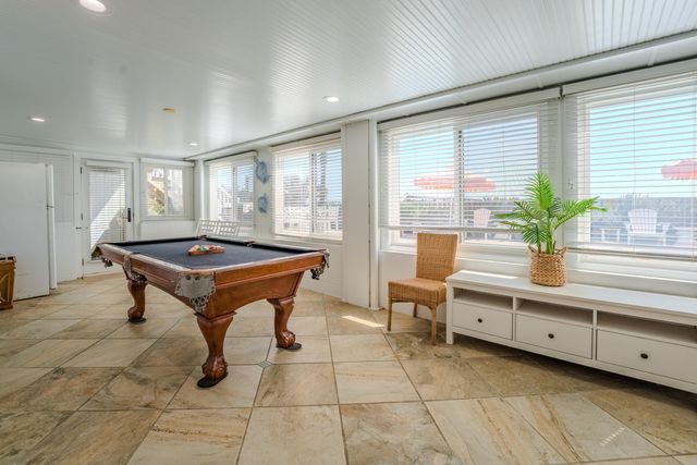 603 E Arctic Avenue, Folly Beach, SC 29439