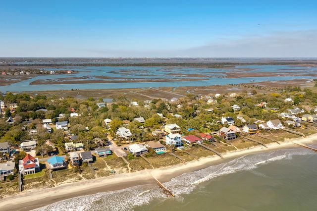 603 E Arctic Avenue, Folly Beach, SC 29439