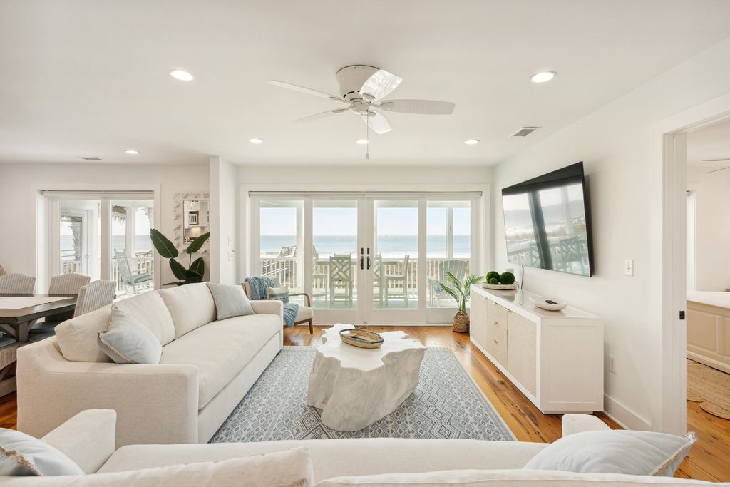 603 E Arctic Avenue, Folly Beach, SC 29439