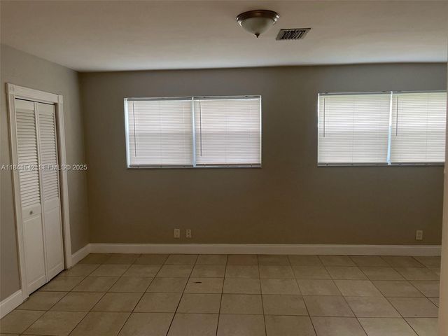 1450 N 64th Avenue, Hollywood, FL 33024