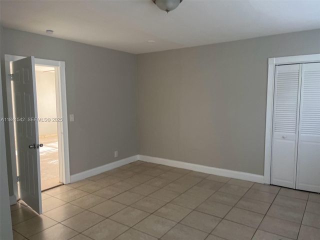 1450 N 64th Avenue, Hollywood, FL 33024