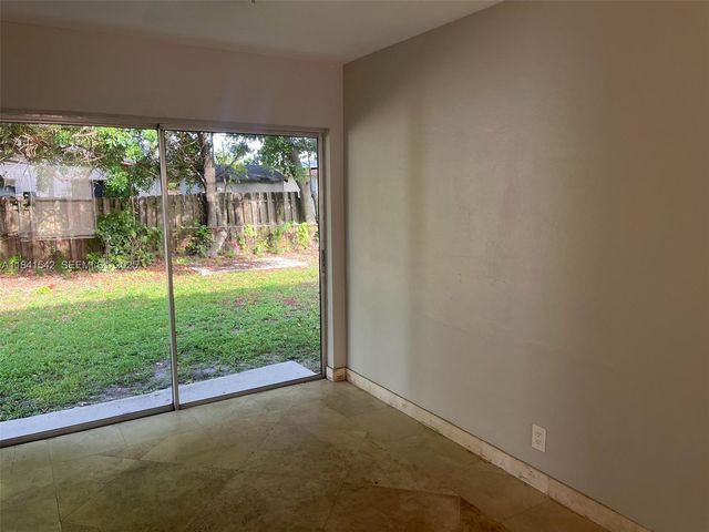 1450 N 64th Avenue, Hollywood, FL 33024