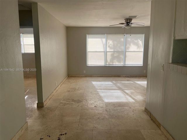 1450 N 64th Avenue, Hollywood, FL 33024