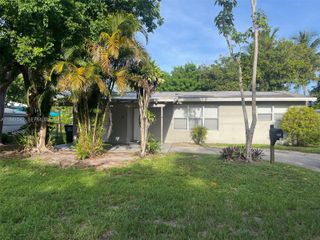 1450 N 64th Avenue, Hollywood, FL 33024