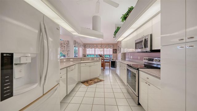 552 WESTMOUNT LANE, Venice, FL 34293