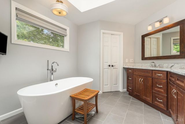 7107 Foxview Drive, Anderson Twp, OH 45230