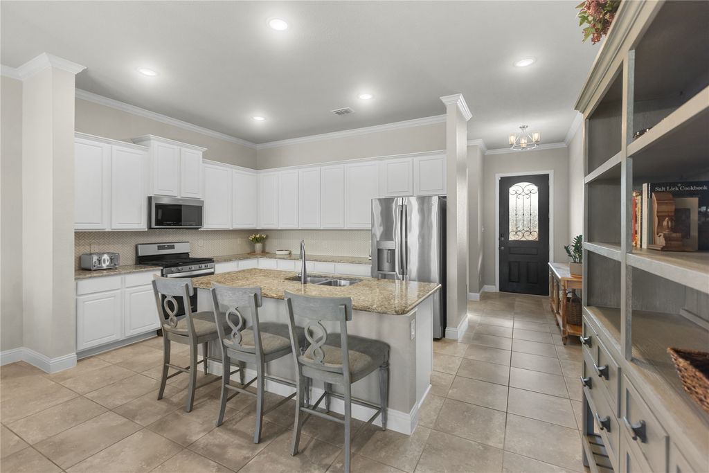 2805 Lakeside Drive, Aubrey, TX 76227 — photo 3