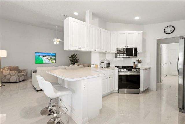 10847 SW Dardanelle Drive, Port St. Lucie, Port St Lucie, FL 34987