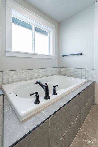 9392 S Egg Harbor, Kuna, ID 83634