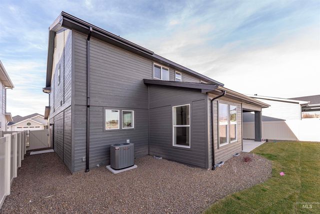 9392 S Egg Harbor, Kuna, ID 83634