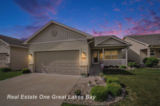 2619 Kitty Hawk Circle, Midland, MI 48642