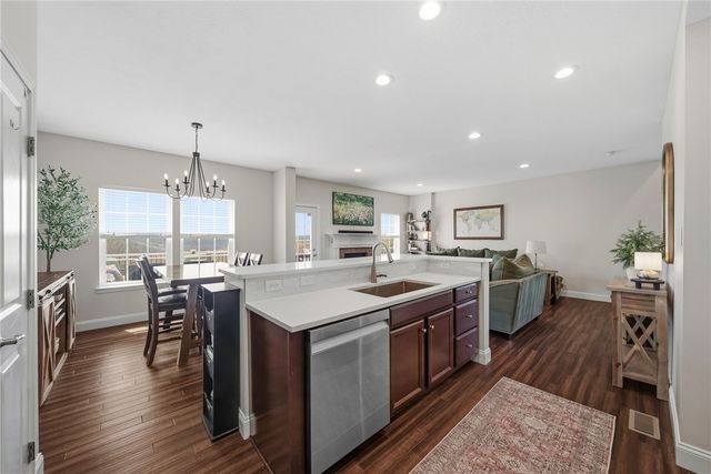 304 Sunrise Dr, Collier Twp, PA 15106