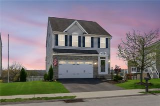 304 Sunrise Dr, Collier Twp, PA 15106