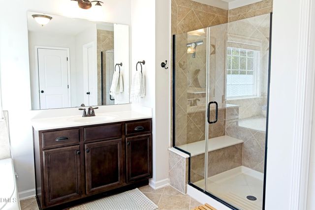 201 King Oak Street, Holly Springs, NC 27540