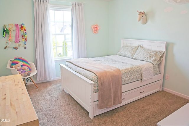 201 King Oak Street, Holly Springs, NC 27540