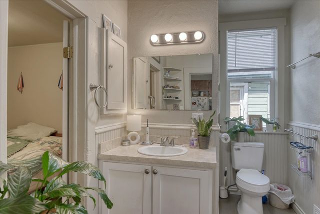 735 S Sherman St, Spokane, WA 99202