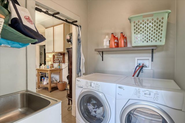 735 S Sherman St, Spokane, WA 99202