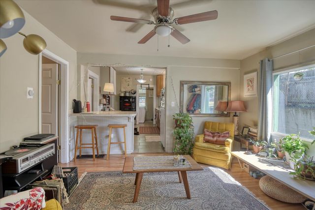 735 S Sherman St, Spokane, WA 99202