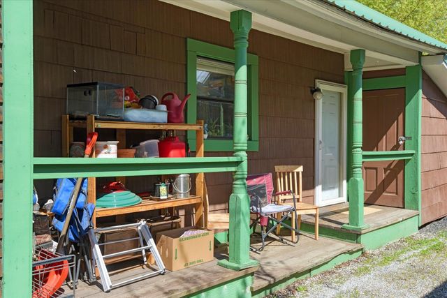 735 S Sherman St, Spokane, WA 99202