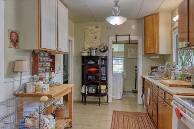 735 S Sherman St, Spokane, WA 99202