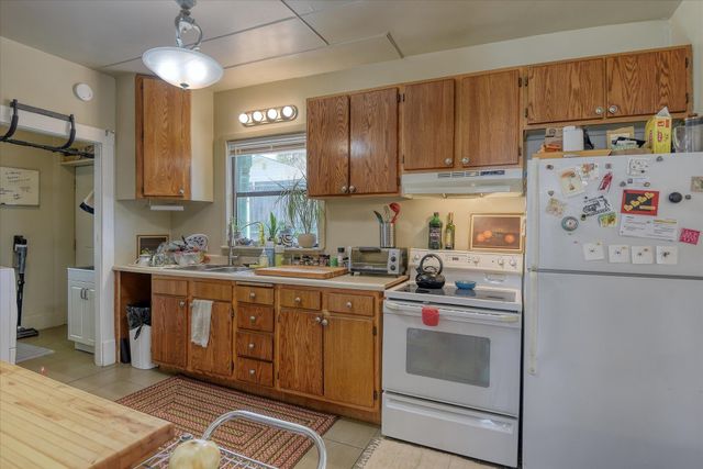 735 S Sherman St, Spokane, WA 99202