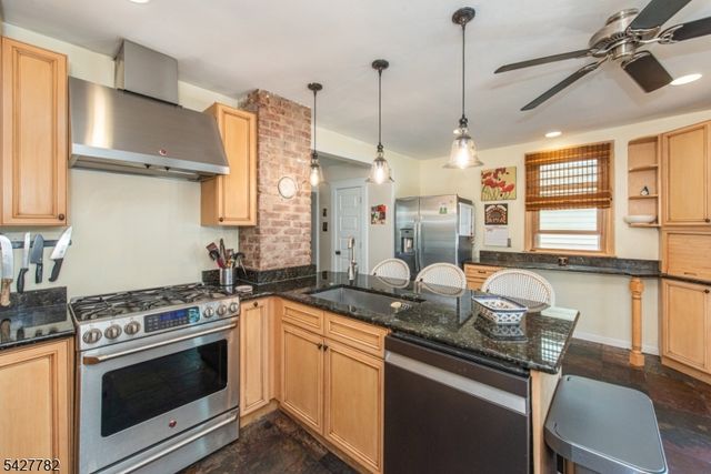 107 Sheridan Ave, Roselle Park Boro, NJ 07204