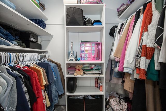 19015 Van Aken Boulevard 406, Shaker Heights, OH 44122