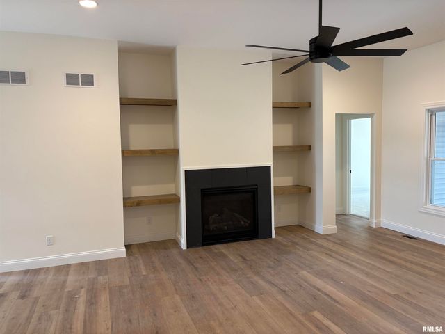 1719 Ambleside Drive, Springfield, IL 62711