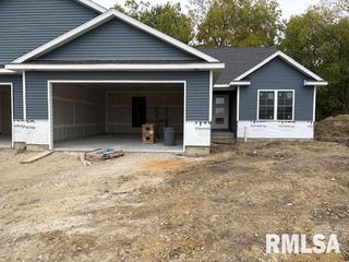 1719 Ambleside Drive, Springfield, IL 62711